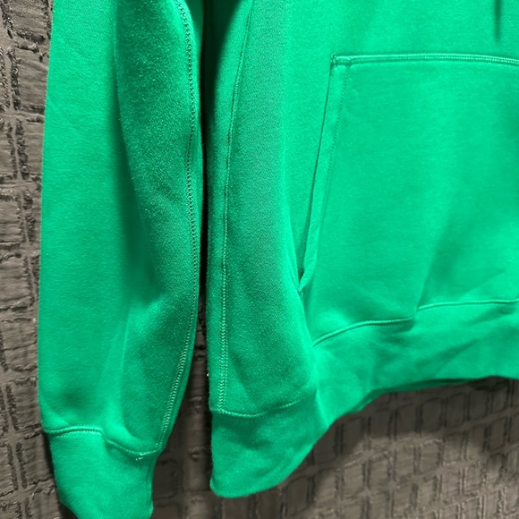 NWT! Nike Club Basketball CHNL FTRA Pullover Mens. Green FN3104-365 - Picture 11 of 13